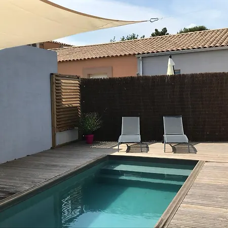 Maison Avec Piscine Privative Chauffee Holiday home *